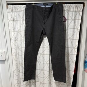 Banana Republic Men’s Black Fulton Chino Pants 34x30